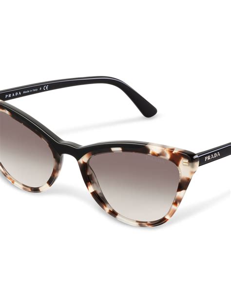 lunette de soleil prada homme prix|lunette Prada ultravox.